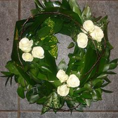060 Cluster Wreath