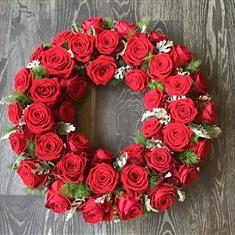 095 Red Rose Wreath