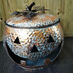 Large Metal Pumpkin with Lid 