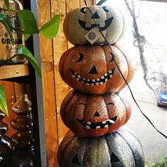Metal Pumpkin Stack