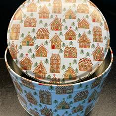 Gisela Graham Gingerbread House Metal Cake Tin
