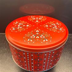 Gisela Graham Christmas Heart Metal Cake Tin